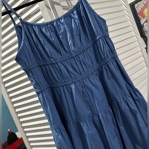 Sim & Sam

 Elegant sleeveless blue dress